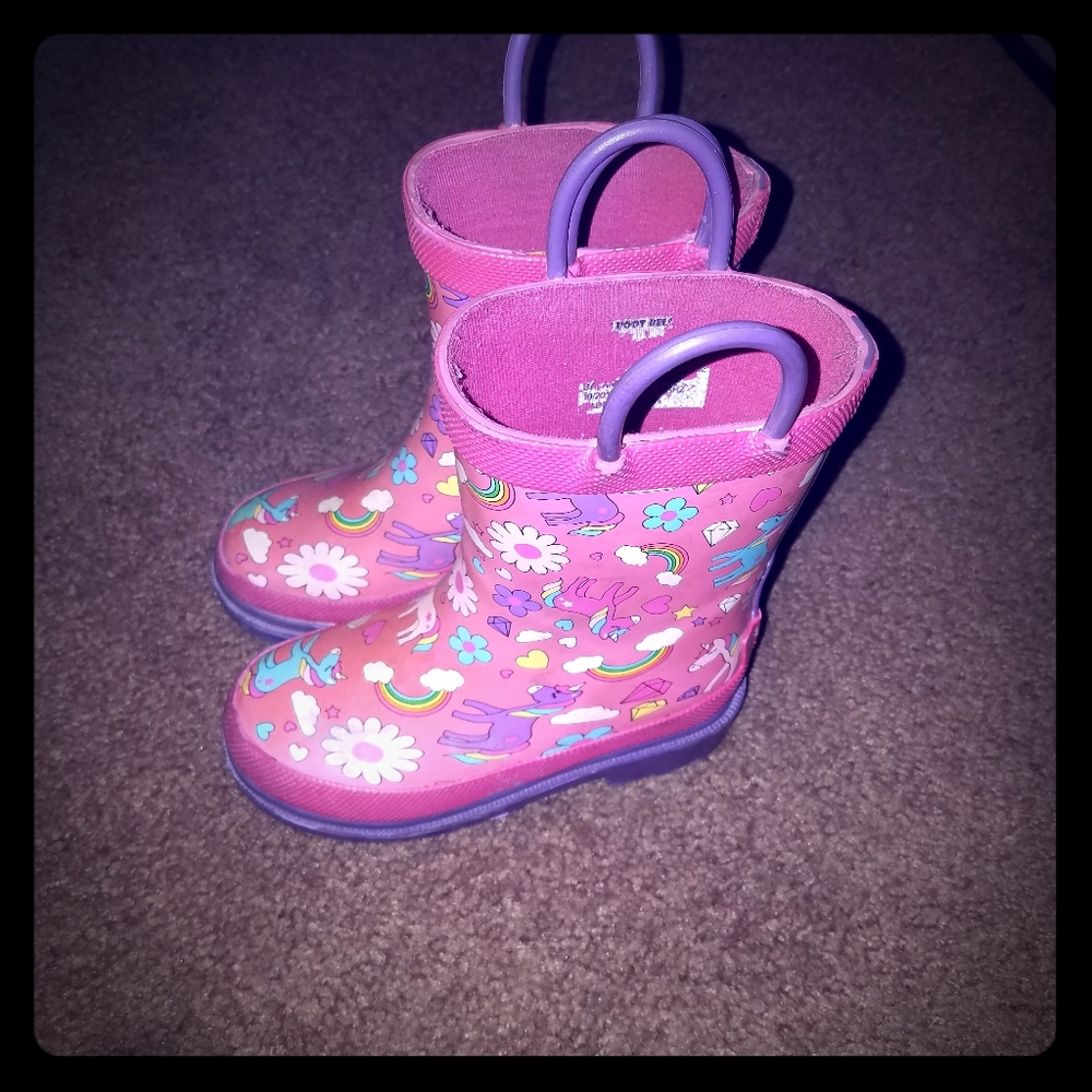 Kids rain boots